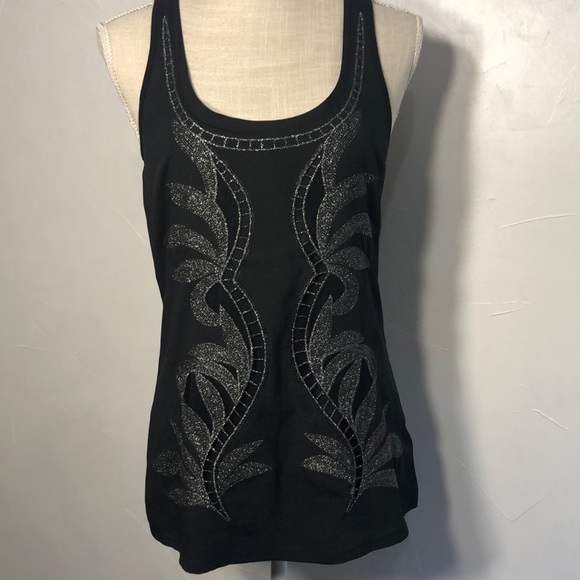 🆕 Express Tank Top in Black - Picture 2 of 5